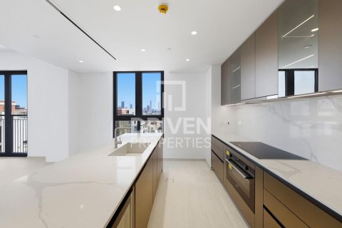 Takvåning till försäljning i Jumeirah, Dubai, UAE 5 sovrum, 1054.45 kvm Nr. 764955 - fotografi 7