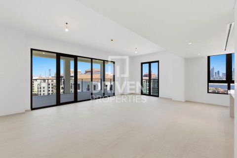 Takvåning till försäljning i Jumeirah, Dubai, UAE 5 sovrum, 1054.45 kvm Nr. 764955 - fotografi 3