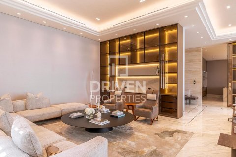 Villa à vendre à  Jumeirah, Dubai, EAU 5 chambres, 1727 m2 № 682598 - photo 8