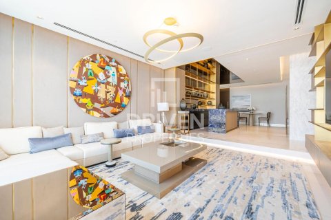 Huoneisto Palm Jumeirah, Dubai, Arabiemiraatit 4 makuuhuonetta, 1196 m2 № 682599 - kuva 4