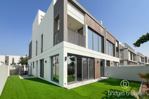 Villa em Tilal Al Ghaf, Dubai, EAU 4 quartos, 235 m2 № 688492