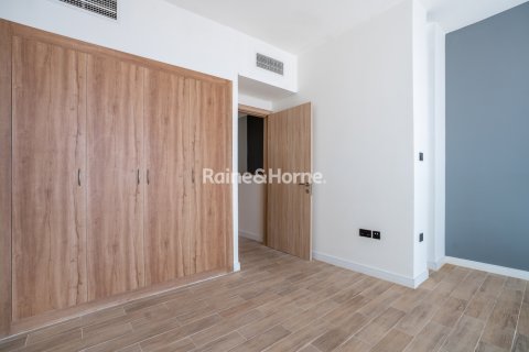 Vilë në Rukan, Dubai, Emiratet e Bashkuara Arabe 2 dhoma gjumi, 79.3 m2. № 707568 - Foto 3