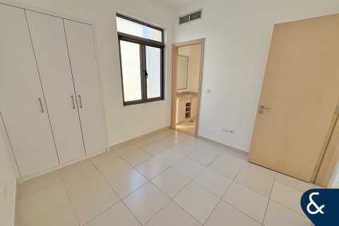 Villa itt: Reem, Dubai, EAE, 3 hálószoba, 270 m², azonosító: 668599 - fénykép 14
