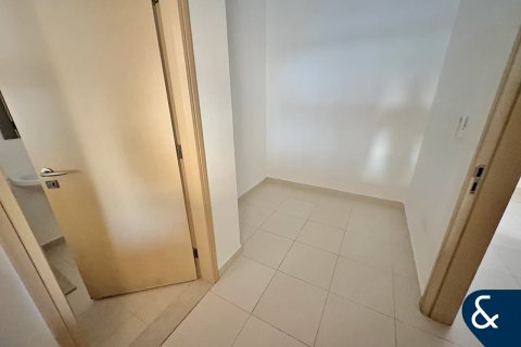 Villa itt: Reem, Dubai, EAE, 3 hálószoba, 270 m², azonosító: 668599 - fénykép 9