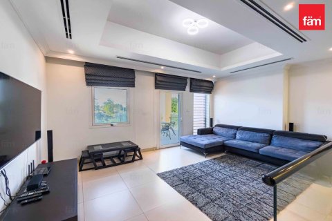 Βίλα σε Al Barsha, Dubai, ΗΑΕ 4 υπνοδωμάτια, 354 τ.μ. Αρ. 694159 - φωτογραφία 5