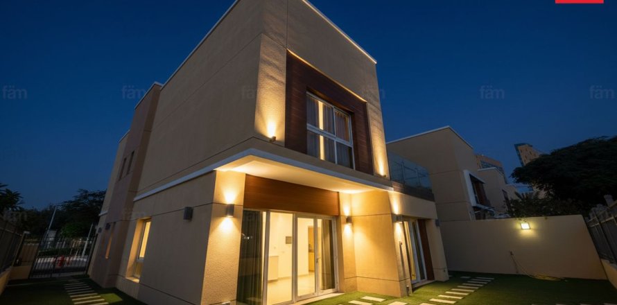 Βίλα σε Al Barsha, Dubai, ΗΑΕ 4 υπνοδωμάτια, 354 τ.μ. Αρ. 694159