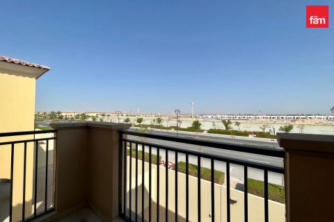 Vilă de închiriat în Dubai, EAU 3 dormitoare, 325.1 mp. №694155 - poză 15
