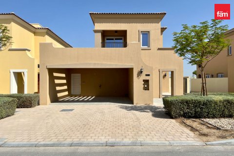 Vilă de închiriat în Dubai, EAU 3 dormitoare, 325.1 mp. №694155 - poză 1