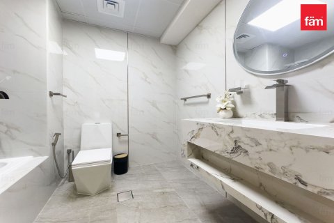 Lägenhet uthyres i Business Bay, Dubai, UAE 2 sovrum, 136.7 kvm Nr. 679996 - fotografi 15