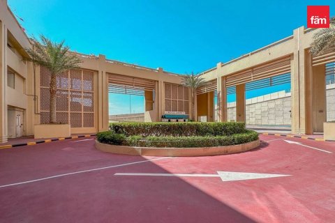 Lägenhet uthyres i Business Bay, Dubai, UAE 2 sovrum, 136.7 kvm Nr. 679996 - fotografi 21