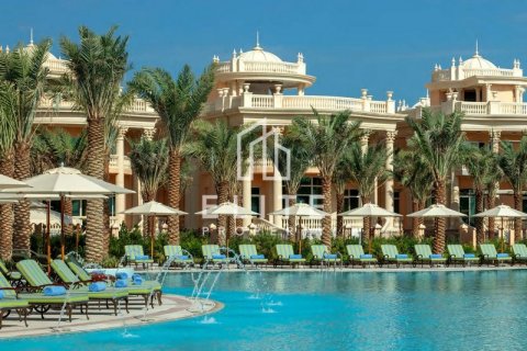 Apartment in Dubai, UAE 5 bedrooms, 1410 sq.m. № 623501 - photo 26