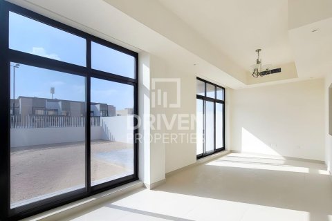 Shtëpi në qytet në Mohammed Bin Rashid City, Dubai, Emiratet e Bashkuara Arabe 4 dhoma gjumi, 55387.96 m2. № 765676 - Foto 3