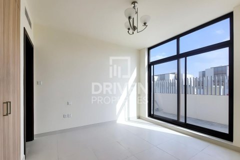 Shtëpi në qytet në Mohammed Bin Rashid City, Dubai, Emiratet e Bashkuara Arabe 4 dhoma gjumi, 55387.96 m2. № 765676 - Foto 7