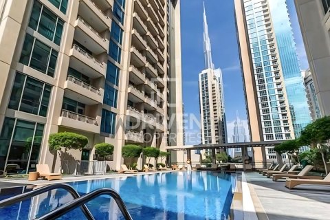 Appartement à louer à Downtown Dubai (Downtown Burj Dubai), Dubai, EAU 2 chambres, 107.77 m2 № 765679 - photo 1