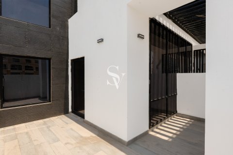 Vilă de vânzare în Jumeirah Village Circle, Dubai, EAU 4 dormitoare, 160 mp.  №657868 - poză 8