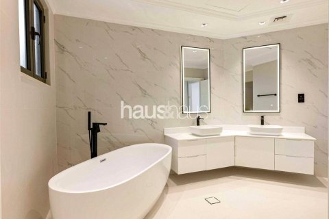 Villa in Palm Jumeirah, Dubai, UAE 5 bedrooms, 1208 sq.m. № 627028 - photo 5