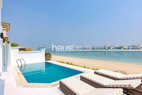 Villa in Palm Jumeirah, Dubai, UAE 5 bedrooms, 1208 sq.m. № 627028 - photo 6