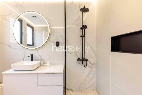 Villa in Palm Jumeirah, Dubai, UAE 5 bedrooms, 1208 sq.m. № 627028 - photo 11
