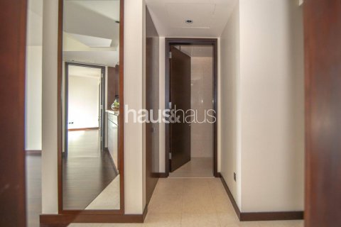Apartment in Downtown Dubai (Downtown Burj Dubai), UAE 1 bedroom, 102 sq.m. № 627040 - photo 7