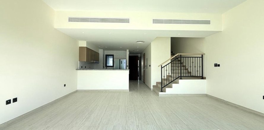 Rumah bandar di Dubai, UAE 4 bilik tidur, 144 meter persegi № 691249