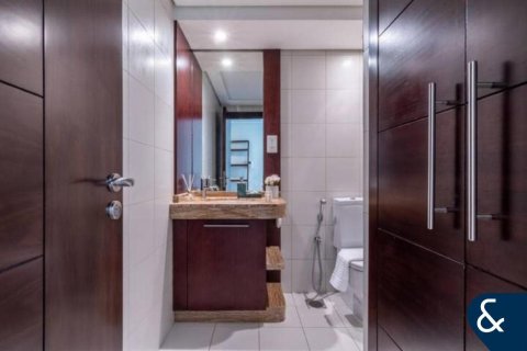 Apartmen di BURJ VIEWS di Downtown Dubai (Downtown Burj Dubai), UAE 1 bilik tidur, 90 meter persegi № 671611 - foto 7