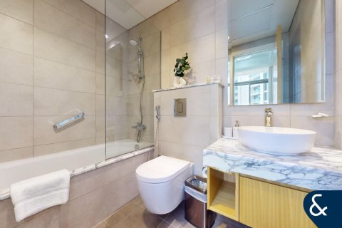 Appartamento in affitto a Sheikh Zayed Road, Dubai, EAU 2 camere da letto, 76 mq. № 671612 - foto 12