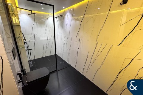 Apartamento en alquiler en Downtown Dubai (Downtown Burj Dubai), Dubai, EAU 2 dormitorios, 160 m2 № 671615 - foto 17