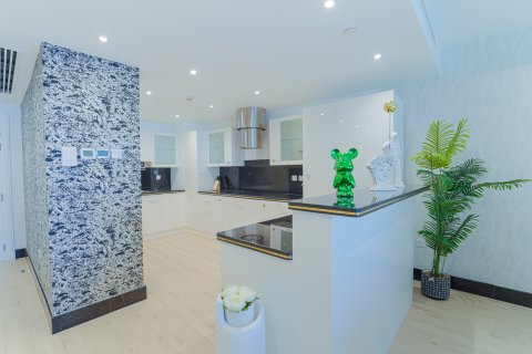 Apartamento en venta en Palm Jumeirah, Dubai, EAU 2 dormitorios, 376 m2 № 709725 - foto 7