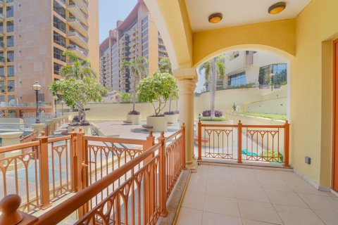 Apartamento en venta en Palm Jumeirah, Dubai, EAU 2 dormitorios, 376 m2 № 709725 - foto 24