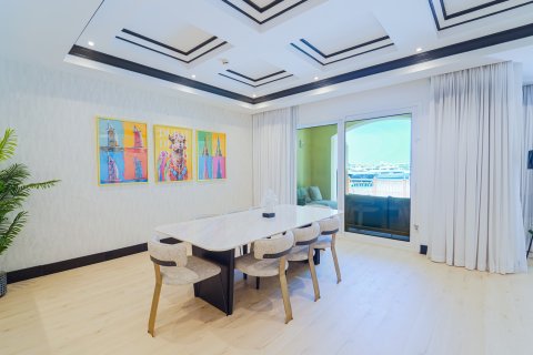 Apartamento en venta en Palm Jumeirah, Dubai, EAU 2 dormitorios, 376 m2 № 709725 - foto 2