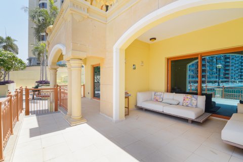 Apartamento en venta en Palm Jumeirah, Dubai, EAU 2 dormitorios, 376 m2 № 709725 - foto 20