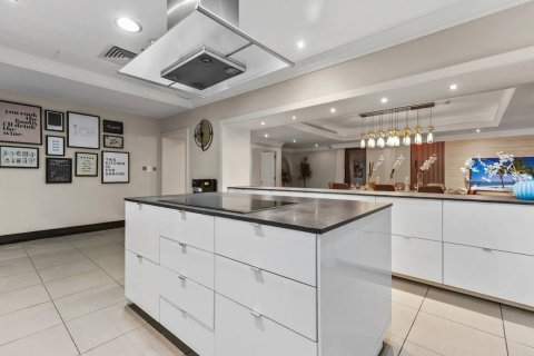 Penthouse na sprzedaż w Dubai Marina, Dubai, ZEA 4 sypialnie, 549 mkw., nr 709723 - zdjęcie 9