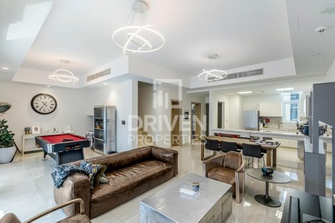 Řadový dům v Dubai Sports City, SAE 4 ložnice, 157 m² Č.: 602524 - fotografie 3