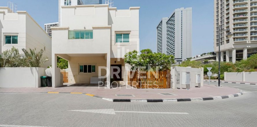 Vila v Jumeirah Village Circle, Dubai, SAE 4 ložnice, 372 m² Č.: 602525