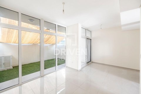 Müüa ridamaja asukohaga DAMAC Hills (Akoya by DAMAC), Dubai, AÜE: 3 magamistoaga, 112 m² Nr 602512 - pilt 2