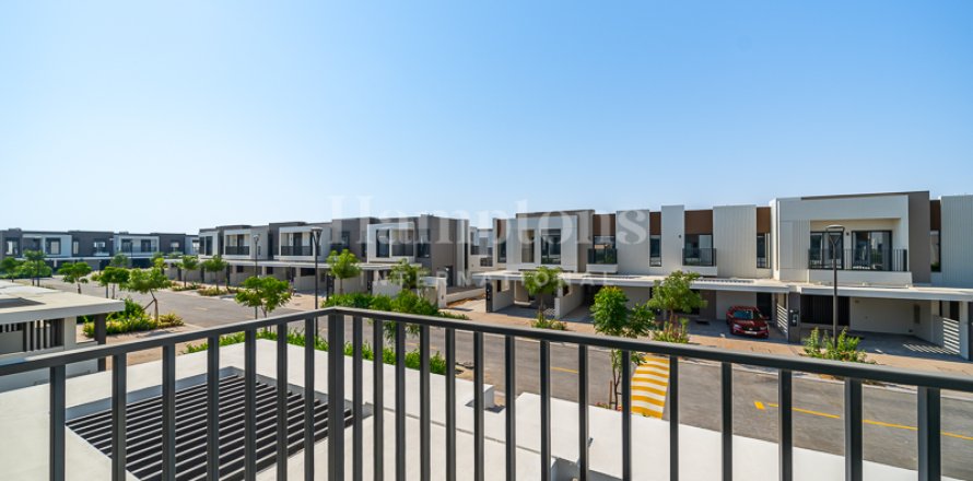 Villa à Dubai South (Dubai World Central), Dubai, EAU: 3 chambres, 144.32 m2 № 658648