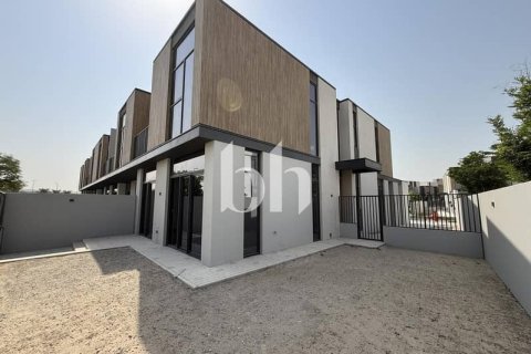 Σπίτι σε Mudon, Dubai, ΗΑΕ 4 υπνοδωμάτια, 174 τ.μ. Αρ. 645390 - φωτογραφία 1