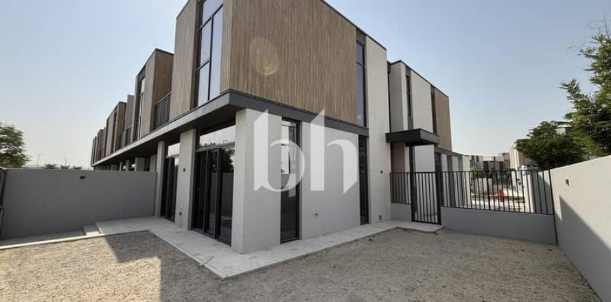 Σπίτι σε Mudon, Dubai, ΗΑΕ 4 υπνοδωμάτια, 174 τ.μ. Αρ. 645390