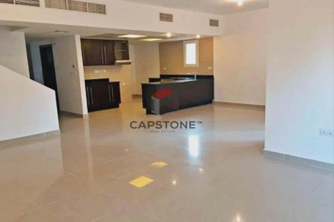 Vila v Al Reef, Abu Dhabi, SAE 5 ložnice, 273 m² Č.: 604465 - fotografie 7