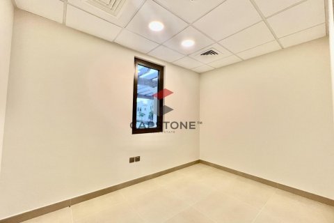 Townhouse in Khalifa City, Abu Dhabi, UAE 2 bedrooms, 151 sq.m. № 604590 - photo 6