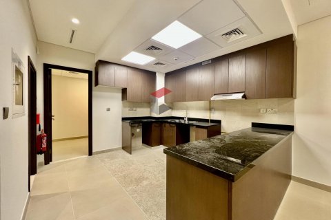 Townhouse in Khalifa City, Abu Dhabi, UAE 2 bedrooms, 151 sq.m. № 604590 - photo 13