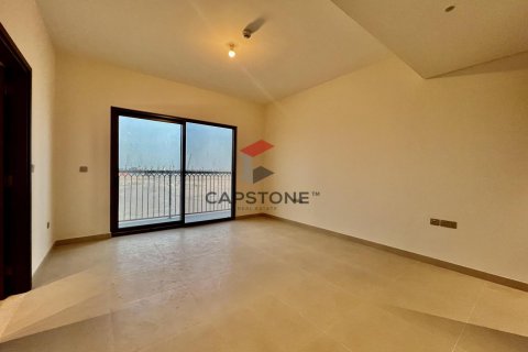 Townhouse in Khalifa City, Abu Dhabi, UAE 2 bedrooms, 151 sq.m. № 604590 - photo 8