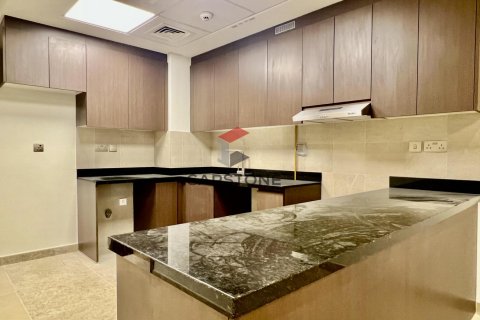 Townhouse in Khalifa City, Abu Dhabi, UAE 2 bedrooms, 151 sq.m. № 604590 - photo 21