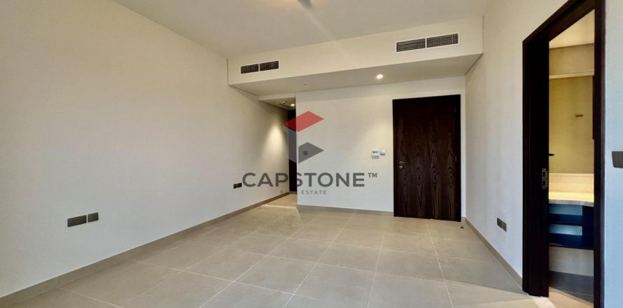 Townhouse in Khalifa City, Abu Dhabi, UAE 2 bedrooms, 151 sq.m. № 604590