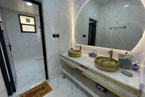 Villa à vendre à  Ras Al Khaimah, EAU 6 chambres, 929 m2 № 734671 - photo 7