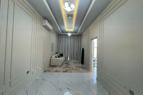 Villa à vendre à  Ras Al Khaimah, EAU 6 chambres, 929 m2 № 734671 - photo 8