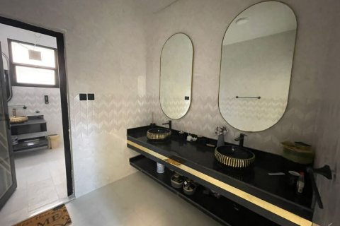 Villa à vendre à  Ras Al Khaimah, EAU 6 chambres, 929 m2 № 734671 - photo 13