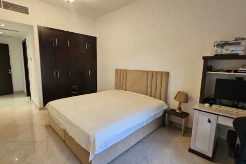 Városi lakóépület itt: Ras Al Khaimah, EAE, 4 hálószoba, 376 m², azonosító: 734670 - fénykép 16