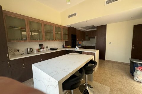 Huvila Mudon, Dubai, Arabiemiraatit 4 makuuhuonetta, 574 m2 № 704150 - kuva 4