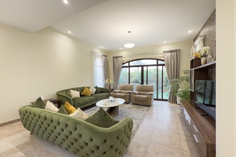 Huvila Mudon, Dubai, Arabiemiraatit 4 makuuhuonetta, 574 m2 № 704150 - kuva 8